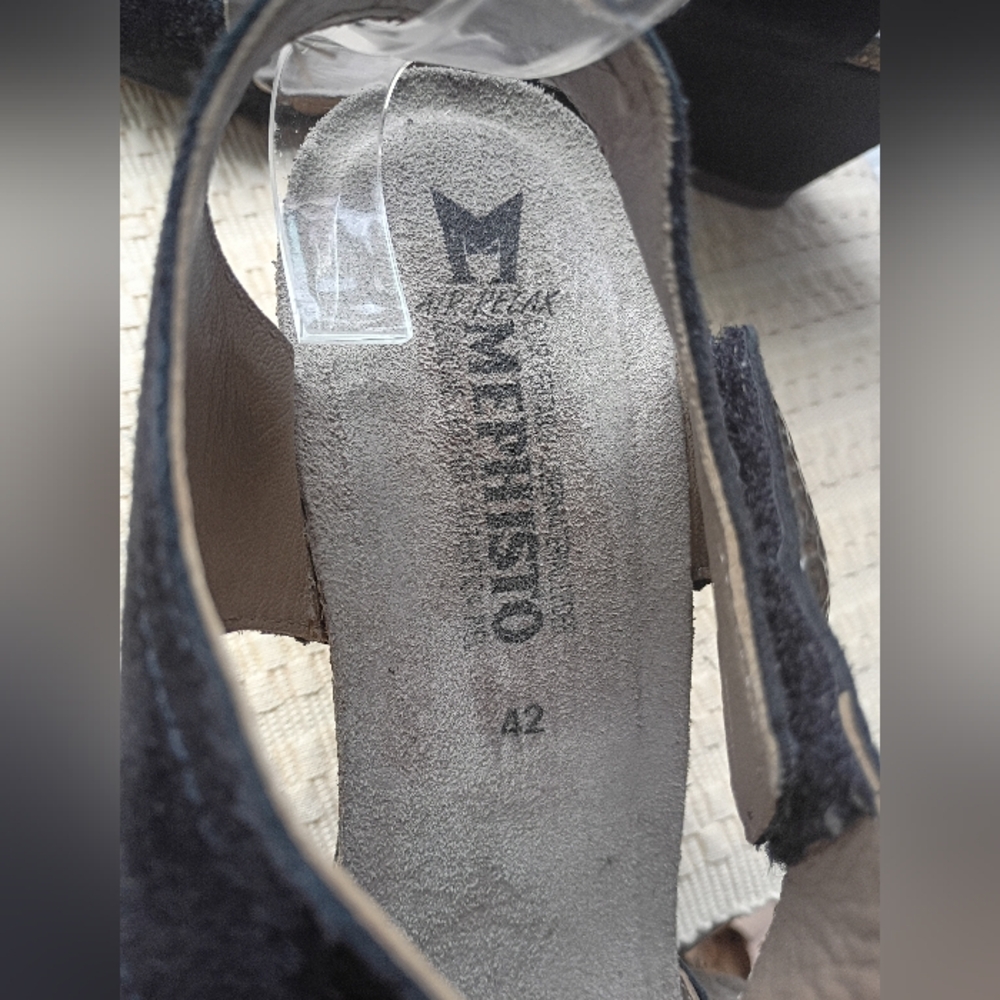 Mephisto Black Wedge Sandals size42/11.5.Very Good Condition - Picture 5 of 10